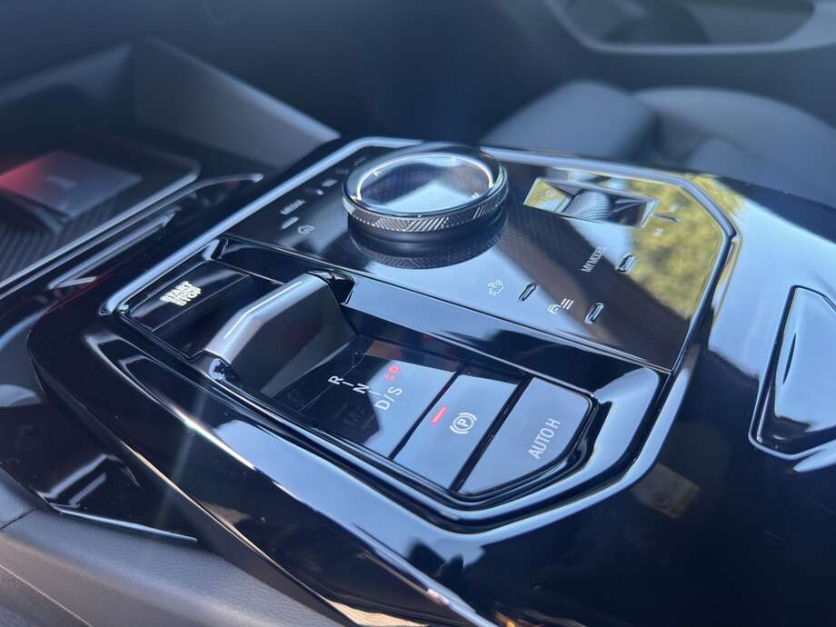 BMW 520d (Bild 9/18)