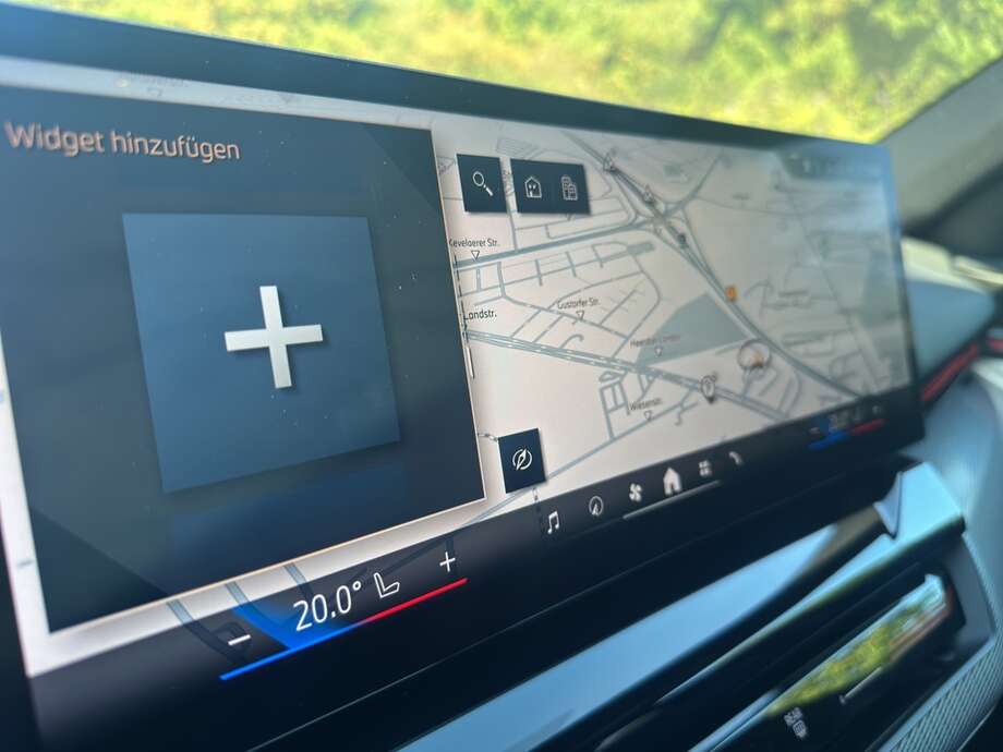 BMW 520d (Bild 10/18)