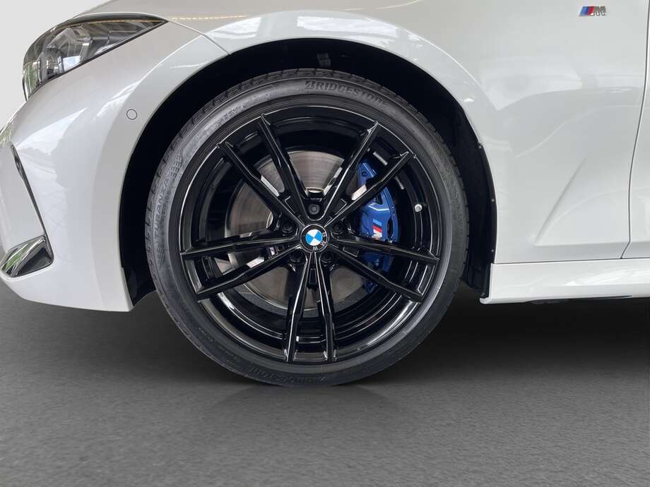 BMW 330i xDrive (Bild 18/18)
