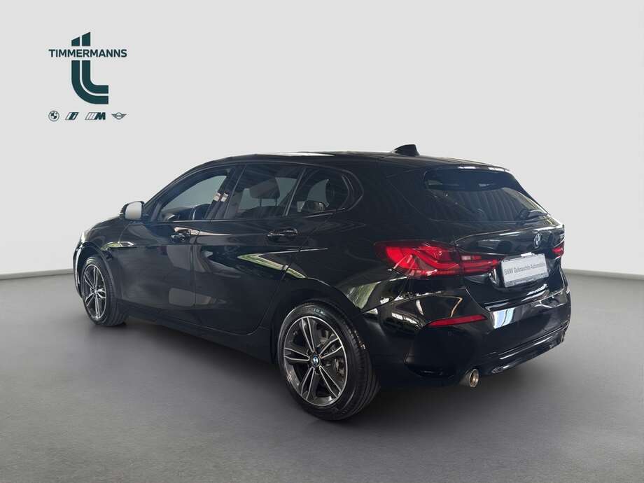 BMW 120i (Bild 10/16)