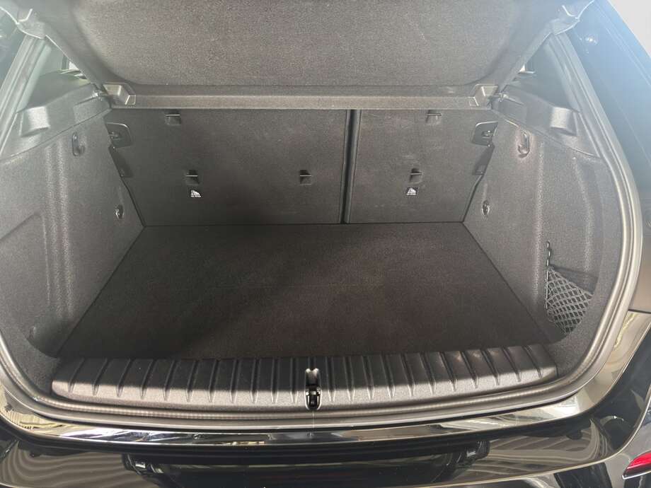 BMW 120i (Bild 7/16)