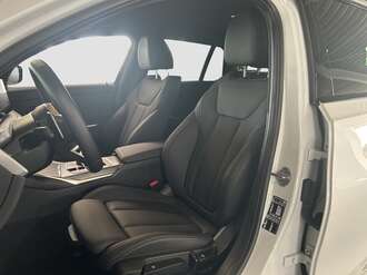 BMW 318d (Bild 1/15)