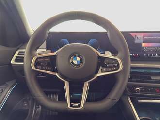 BMW 320d (Bild 2/15)