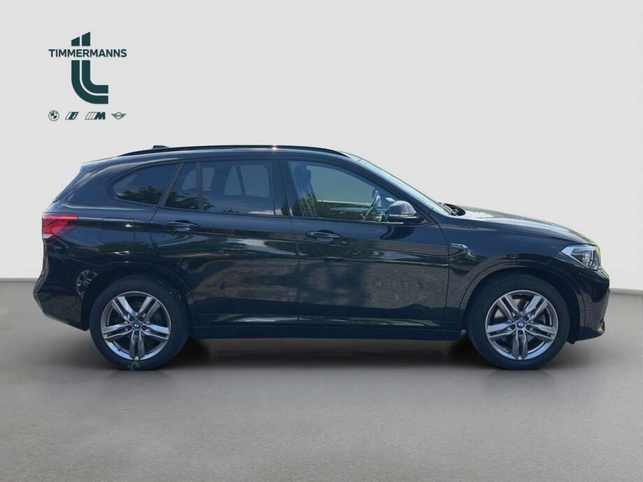 BMW X1 (Bild 13/16)