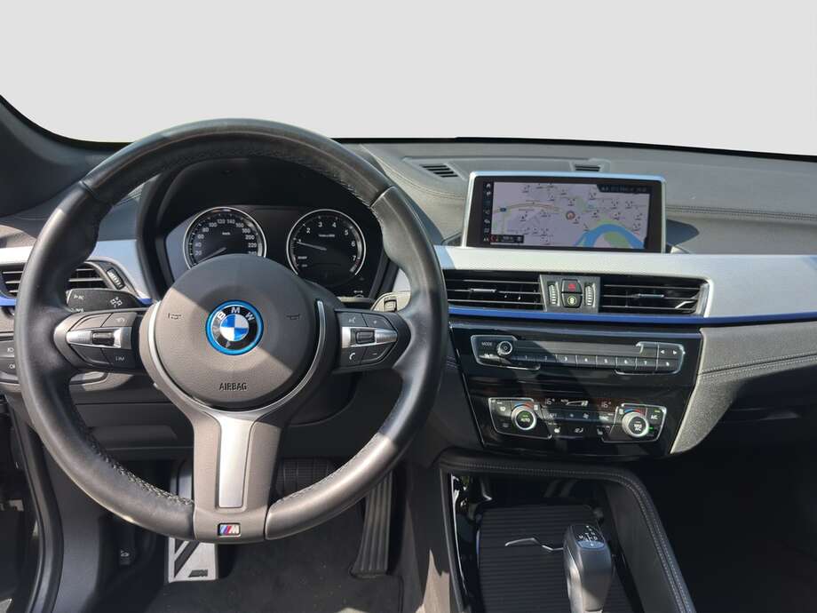 BMW X1 (Bild 4/16)