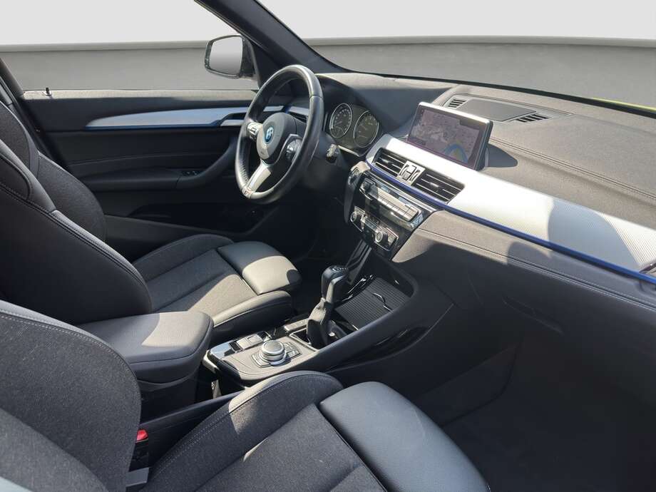 BMW X1 (Bild 8/16)