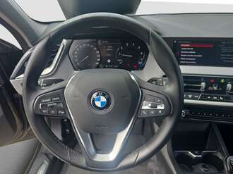 BMW 116i (Bild 2/18)