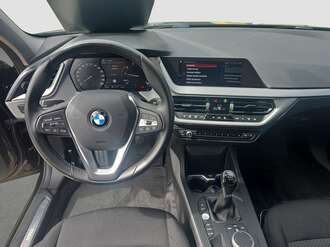 BMW 116i (Bild 3/18)
