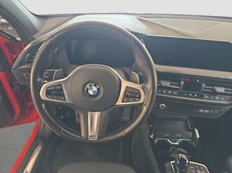 BMW 120i (Bild 2/18)