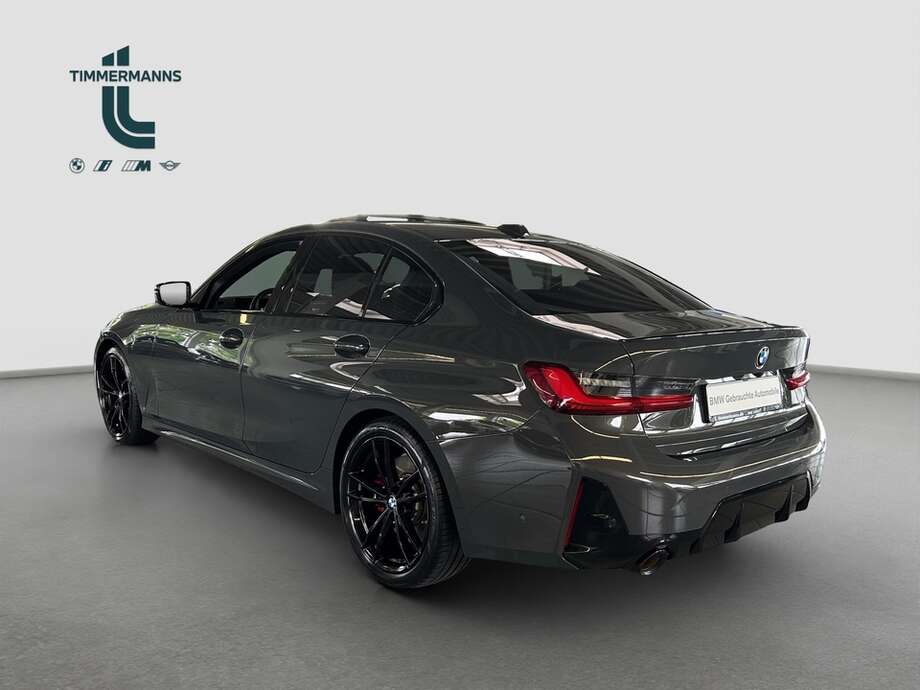 BMW 330i (Bild 11/17)