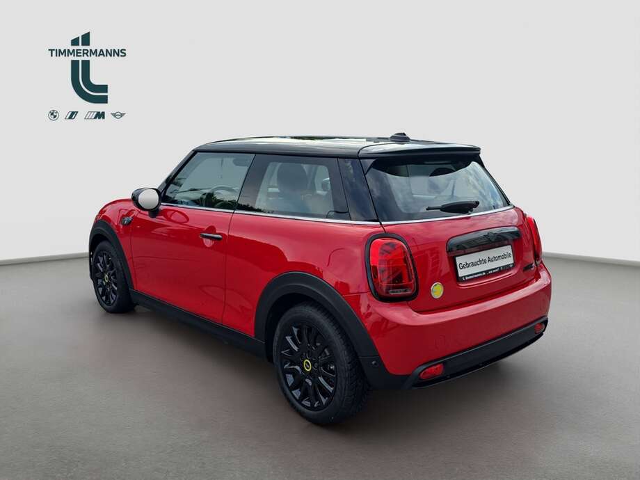 MINI Cooper SE (Bild 12/18)