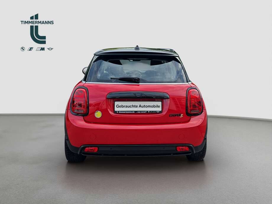 MINI Cooper SE (Bild 13/18)