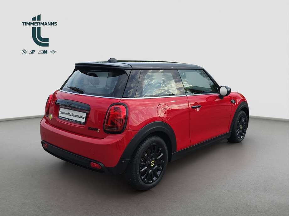 MINI Cooper SE (Bild 14/18)