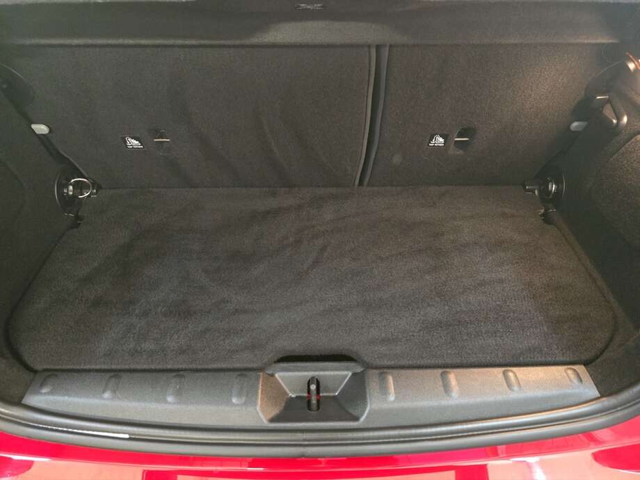 MINI Cooper SE (Bild 7/18)