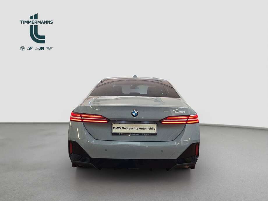 BMW 520 (Bild 4/19)