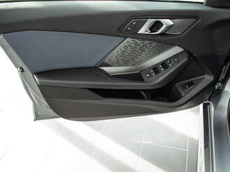 BMW 118d (Bild 2/16)
