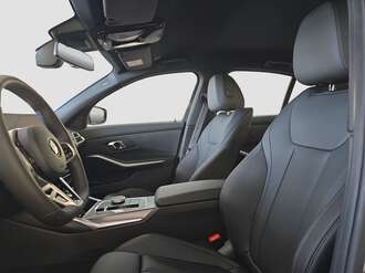 BMW 320d (Bild 1/19)