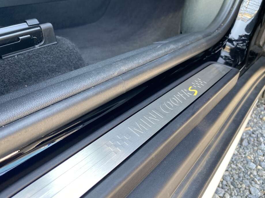MINI Cooper SE Countryman ALL4 (Bild 9/24)