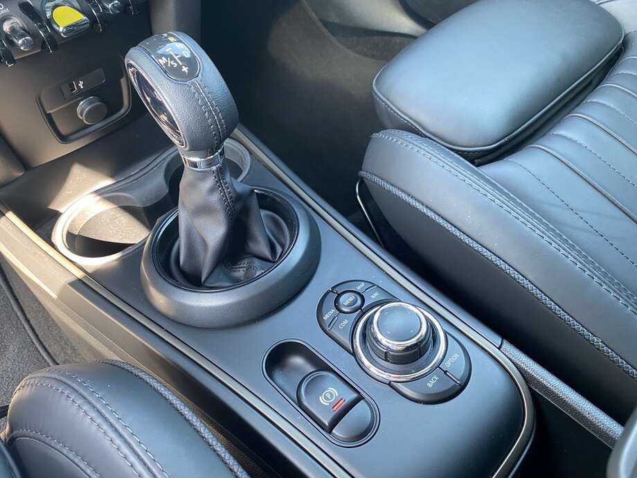 MINI Cooper SE Countryman ALL4 (Bild 13/24)
