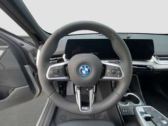 BMW iX1 xDrive30 (Bild 2/16)