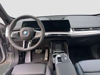 BMW iX1 xDrive30 (Bild 3/16)