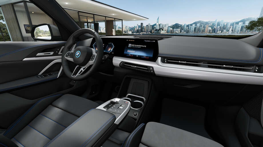 BMW iX1 xDrive30 (Bild 3/6)