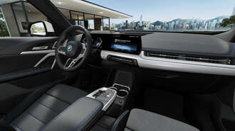 BMW iX1 eDrive20 (Bild 3/6)