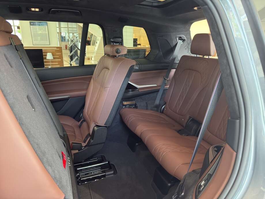 BMW X7 xDrive40d (Bild 7/20)