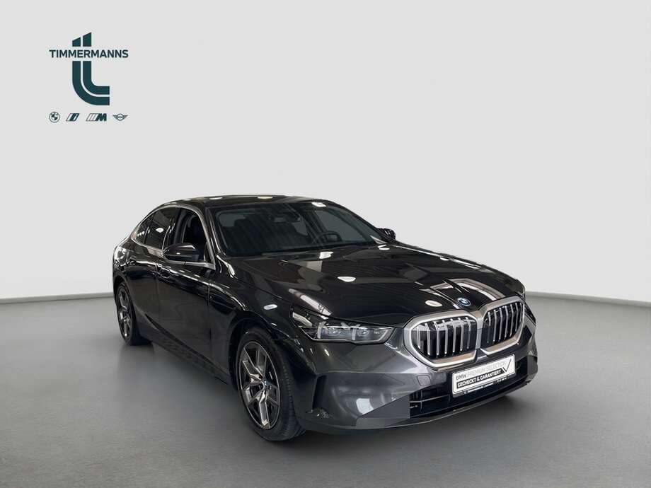 BMW 530 (Bild 7/17)