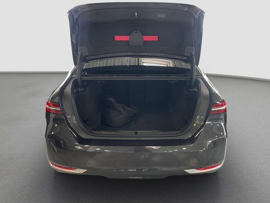 BMW 530 (Bild 14/17)
