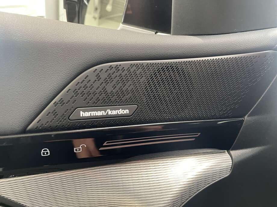 BMW 530 (Bild 15/17)