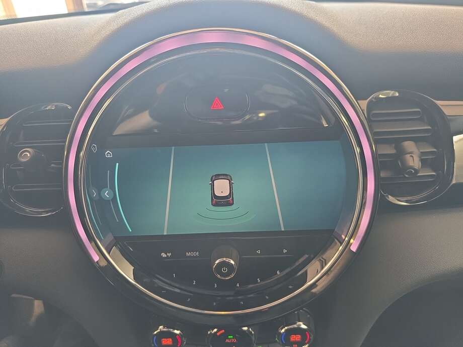 MINI Cooper SE (Bild 10/18)