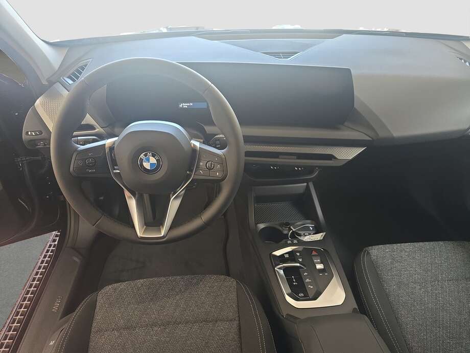 BMW 116 (Bild 5/17)