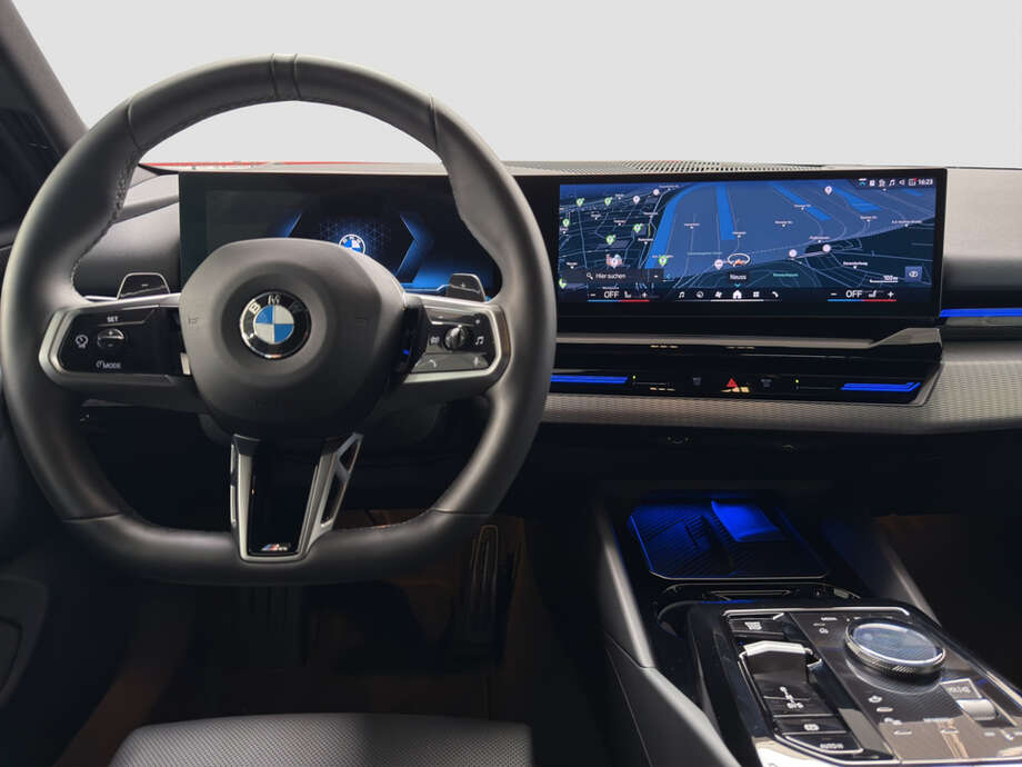 BMW 520d (Bild 4/18)