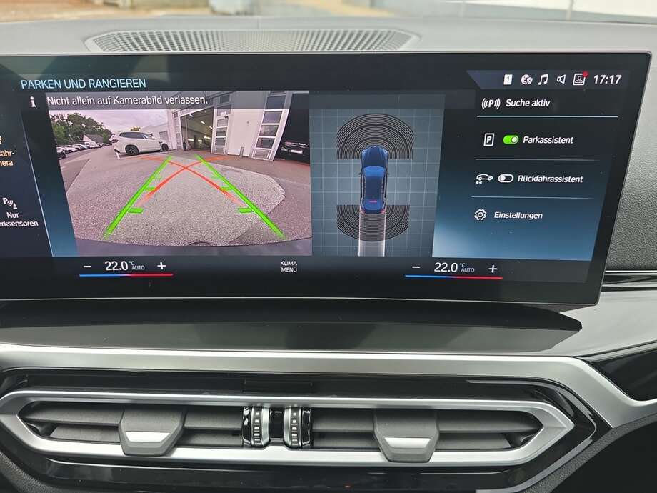 BMW i4 (Bild 10/18)