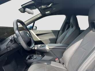 BMW iX (Bild 1/23)