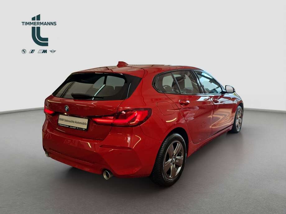 BMW 118d (Bild 14/18)