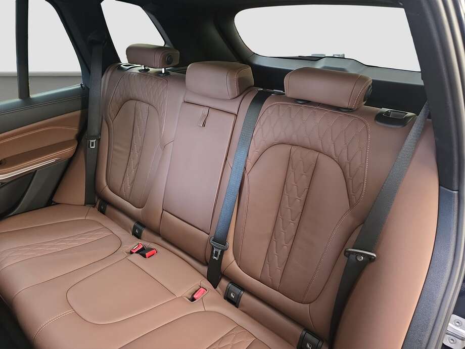BMW X5 (Bild 6/20)