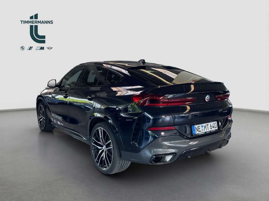 BMW X6 (Bild 8/16)