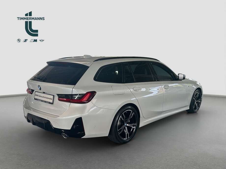 BMW 318d (Bild 9/15)