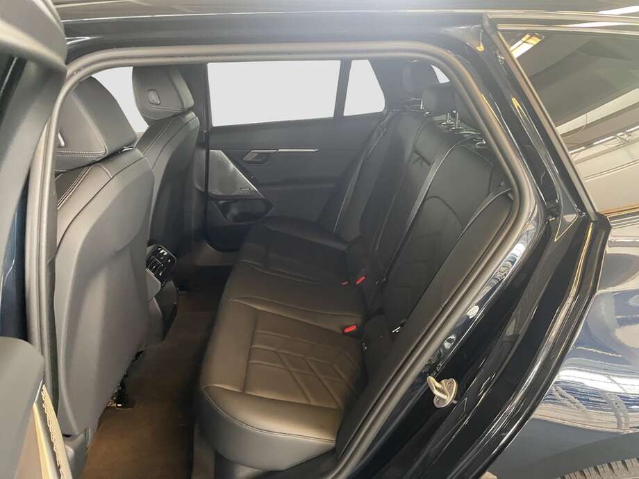 BMW 520d (Bild 4/19)