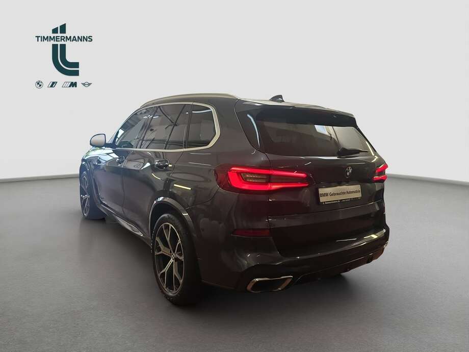 BMW X5 (Bild 13/19)