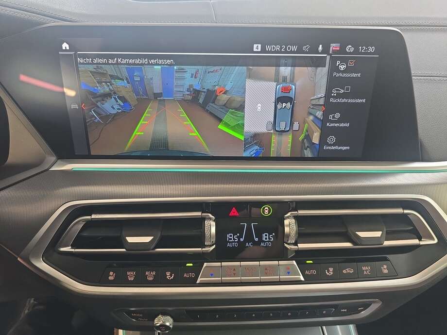BMW X5 (Bild 11/19)