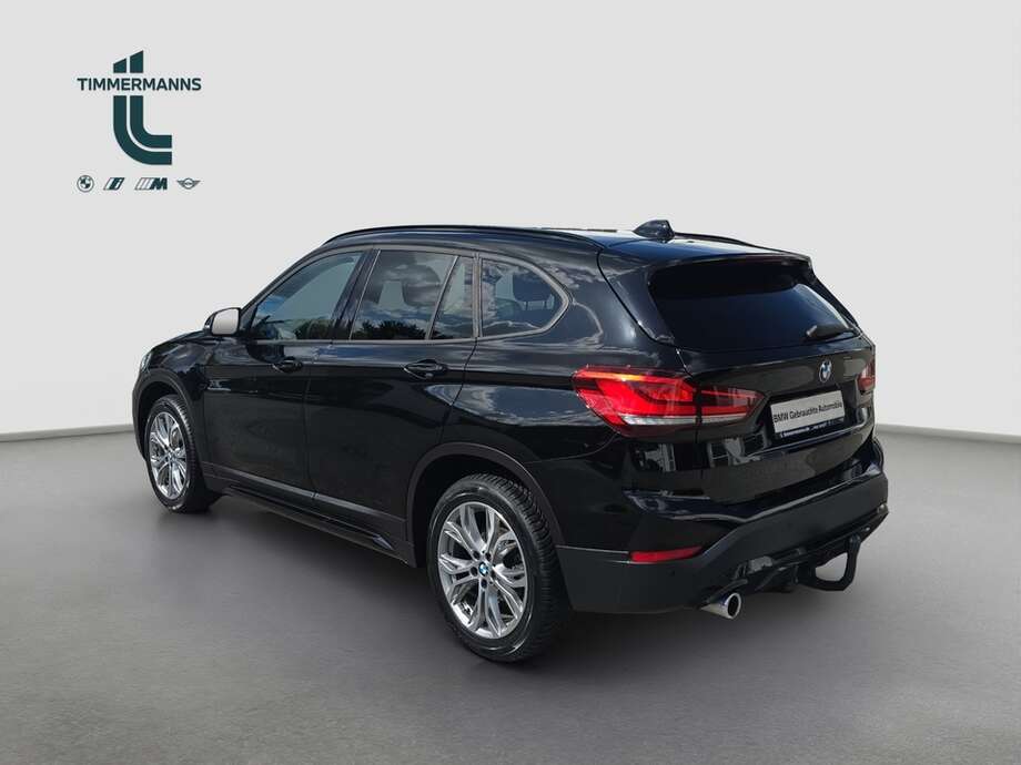 BMW X1 (Bild 12/18)