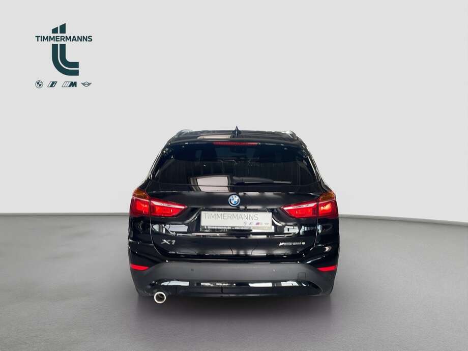 BMW X1 (Bild 4/14)