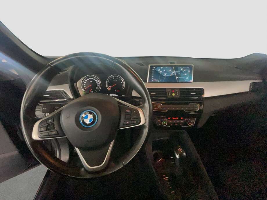 BMW X1 (Bild 12/14)