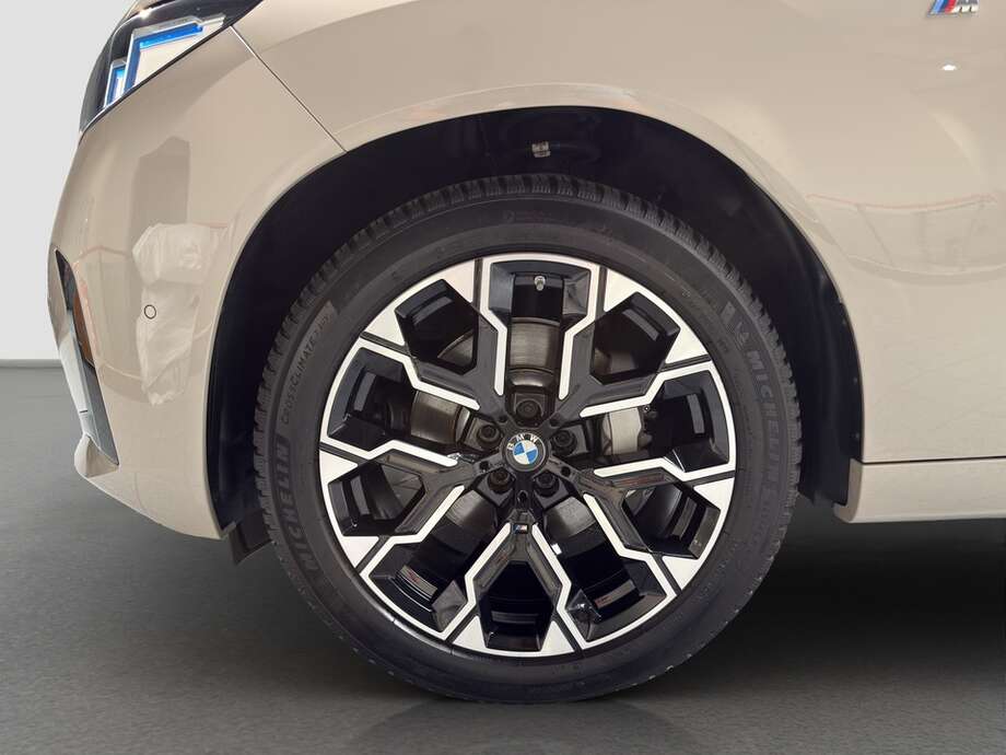 BMW X3 (Bild 10/16)