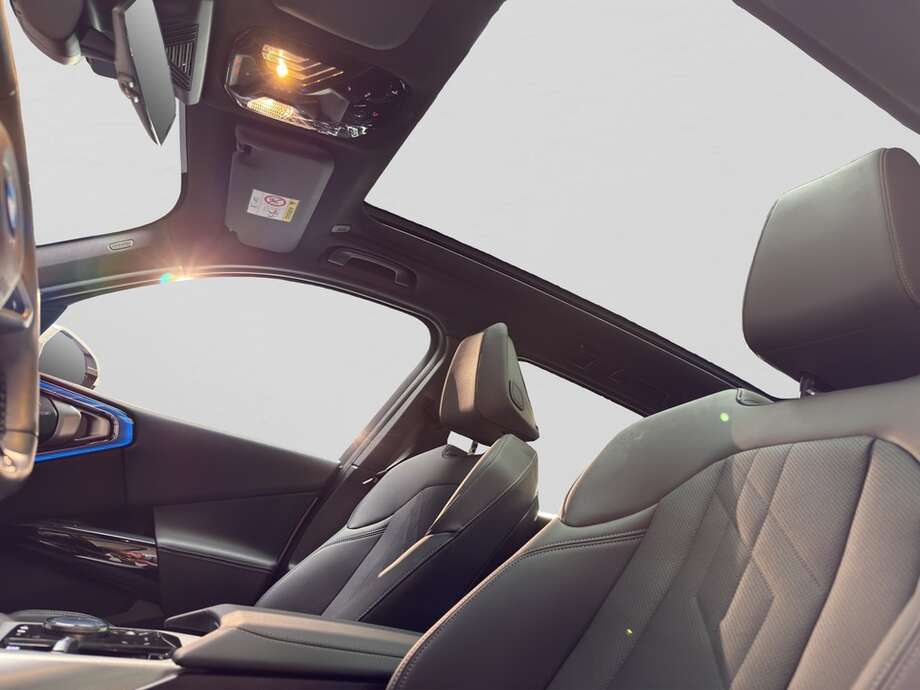 BMW X3 (Bild 12/16)