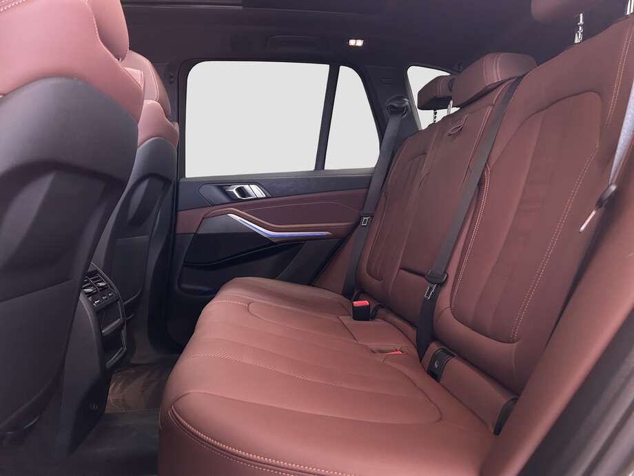 BMW X5 (Bild 6/15)