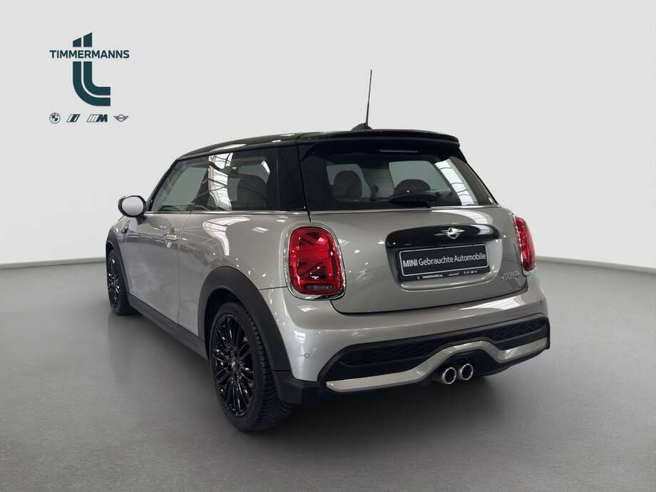 MINI Cooper S (Bild 11/17)